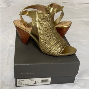 Vince Camuto Entik Sandles